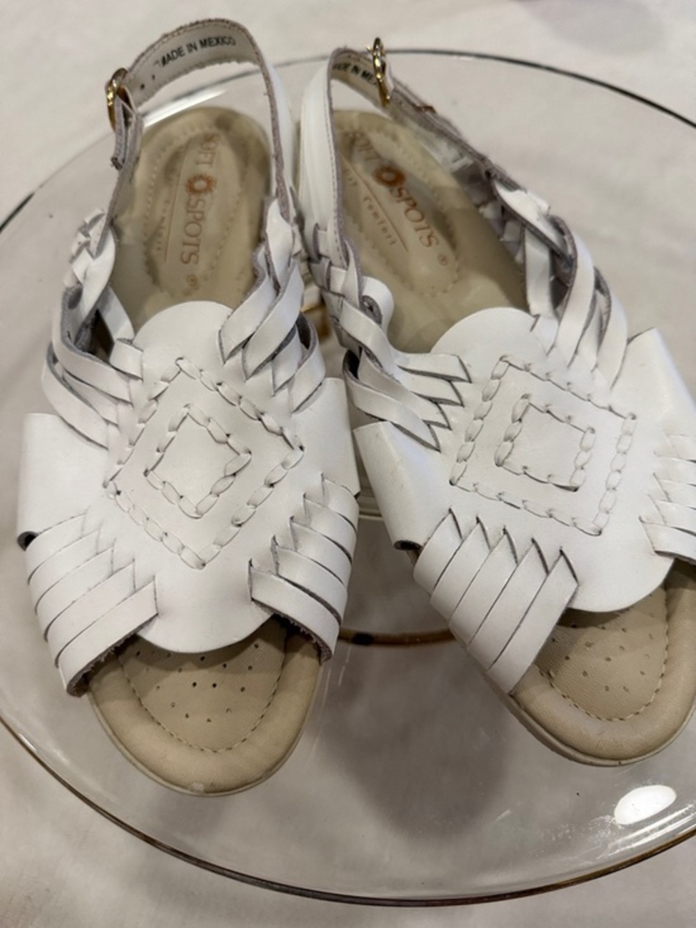 Softspots Women's Tela WHITE Slingback Leather Sandals Shoes  Size 7 Like New